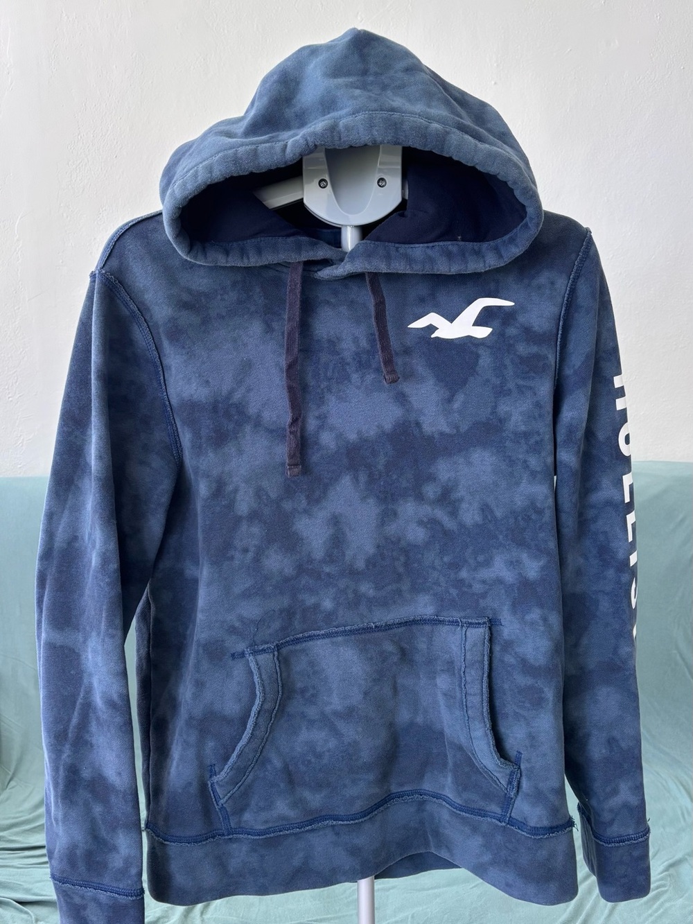 Hollister Iconic Feel Good Fleece Hoodie Navy Tie-Dye L